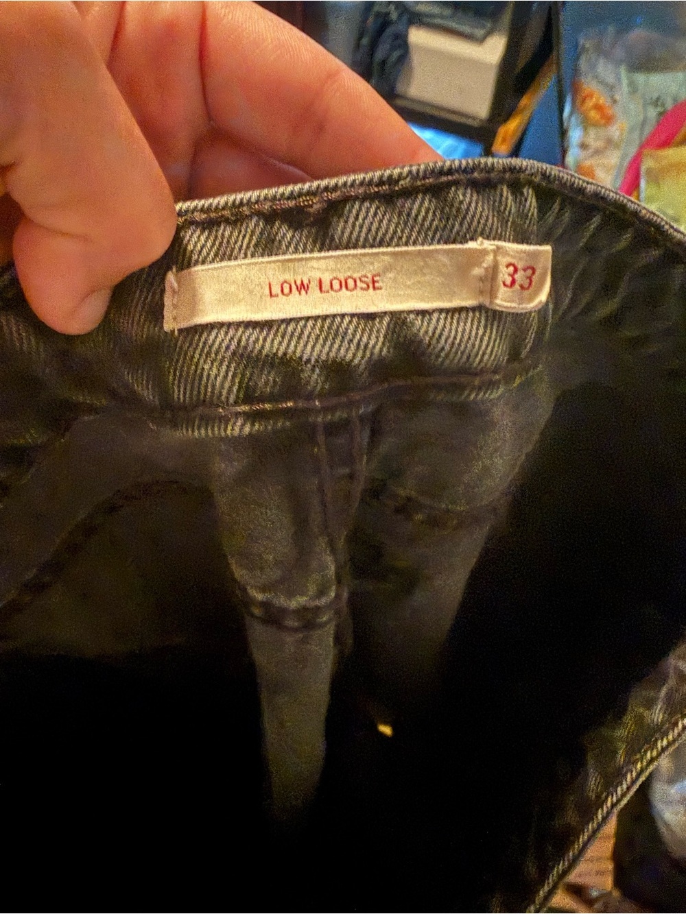 Women’s Black Low Loose Levi Jeans Size 33 - Picture 5 of 6